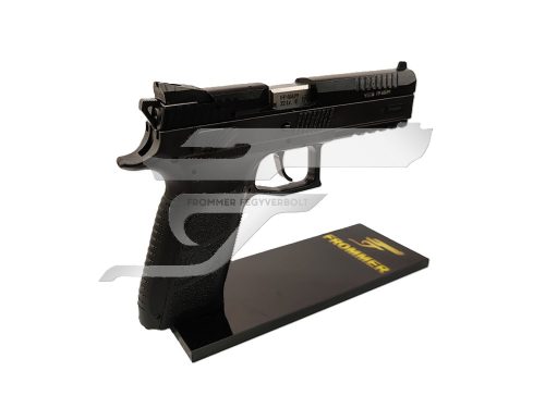 CZ P-09 Kadet .22 LR kaliberű .      Maroklőfegyver