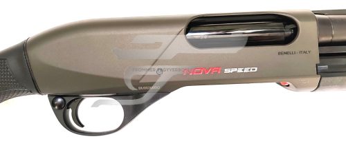 Benelli Nova Speed 12/76 26"cső 12db-os tár 5db.Choke Fekete Műanyag