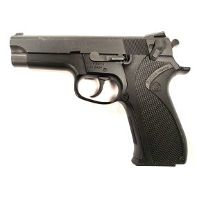 Smith Wesson M5904 9x19 használt maroklőfegyver B1