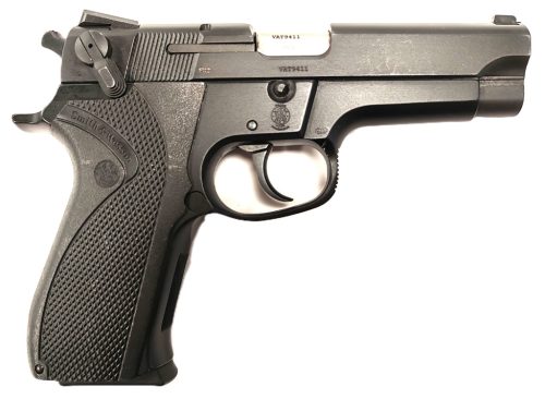 Smith Wesson M5904 9x19 használt maroklőfegyver B1