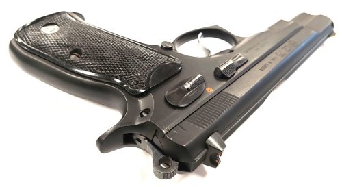 Eladó CZ 75 9x19 használt maroklőfegyver 22LR váltószett B5(2035)